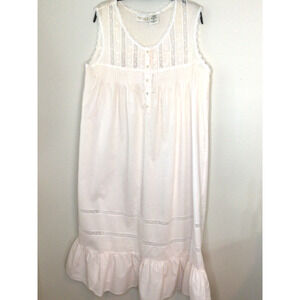 Vtg Nicole Cottage Core/Prairie Light Peach w/Lace, Ruffles Night Gown Size M